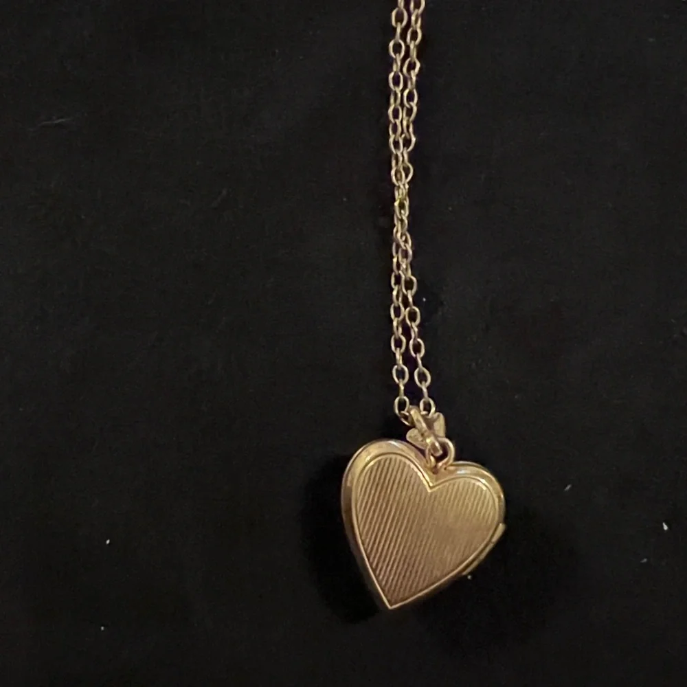 Antique 10k Gold fill over Sterling Silver heart locket necklace 14”